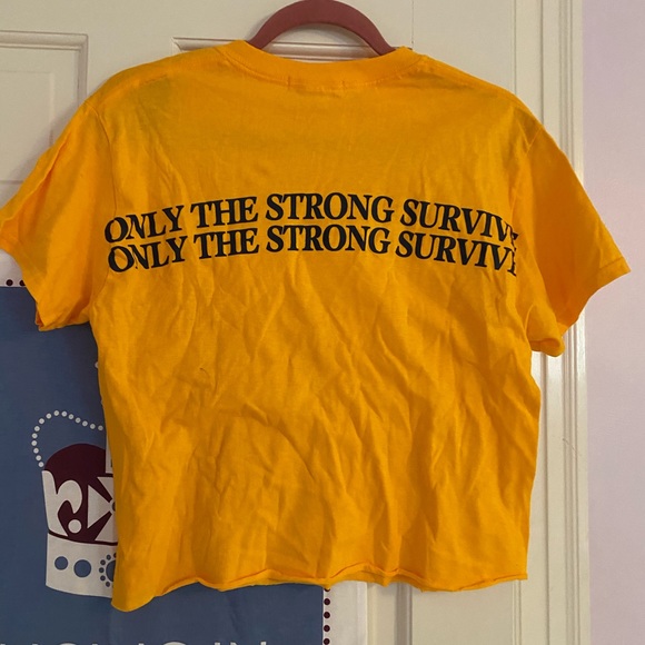 yellow boxy tee - Picture 1 of 3
